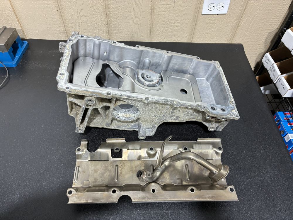 Trailblazer SS 6.0L LS2 Oil Pan