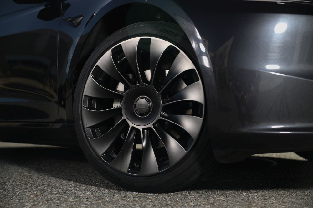 Tesla Model 3 & Y 19" Wheel & Tire Package - EV3